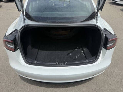 2020 Tesla Model 3 Standard Range