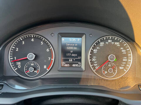 2012 Volkswagen Eos Executive SULEV