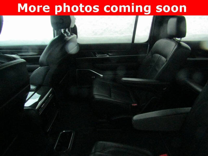 2022 Jeep Wagoneer Series III