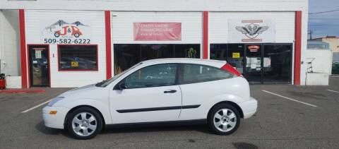 2001 Ford Focus for sale at J & R AUTO LLC in Kennewick WA