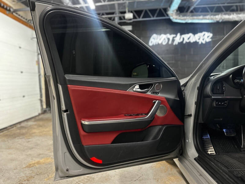 2019 Kia Stinger GT2