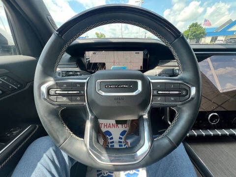 2024 GMC Acadia Denali