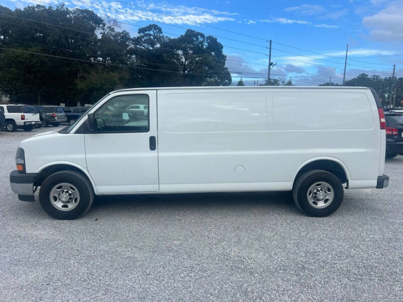 2017 Chevrolet Express 3500