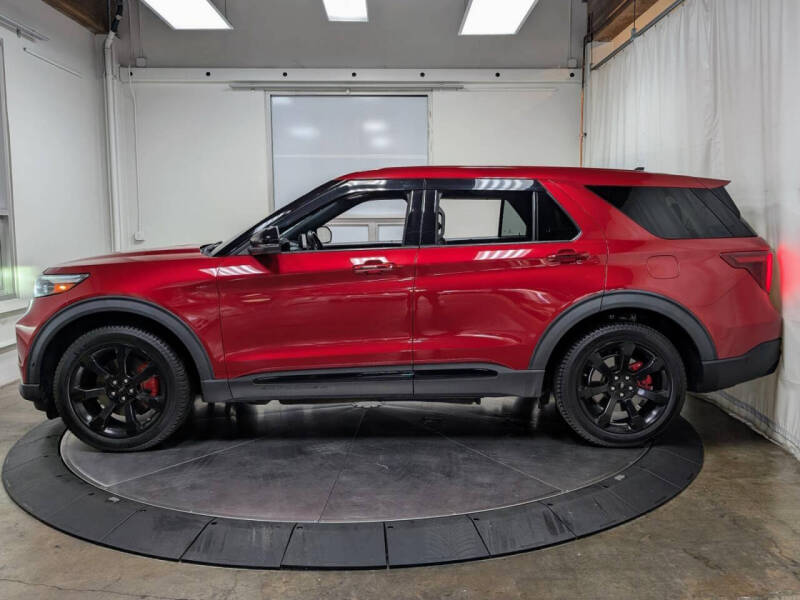 2021 Ford Explorer ST