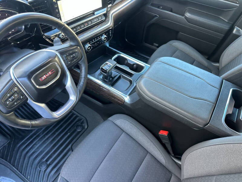 2025 GMC Sierra 1500