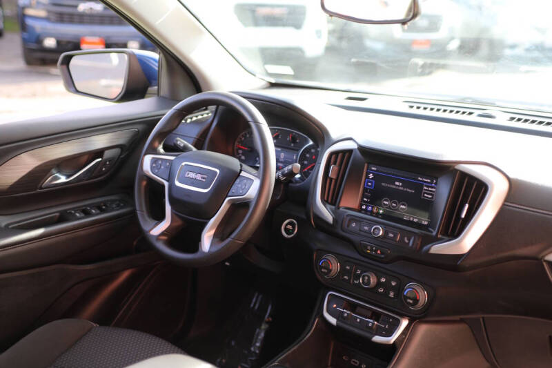 2023 GMC Terrain SLE