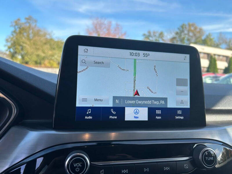 2022 Ford Escape Titanium