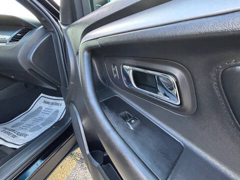2019 Ford Taurus SEL