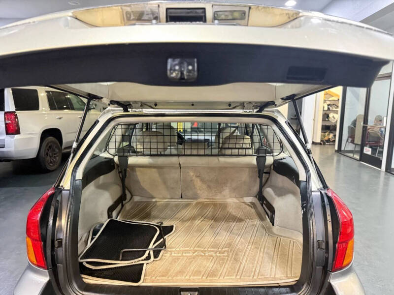 2005 Subaru Outback 2.5i