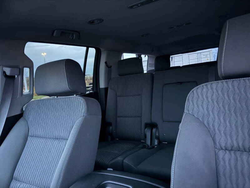 2017 GMC Yukon XL SLE