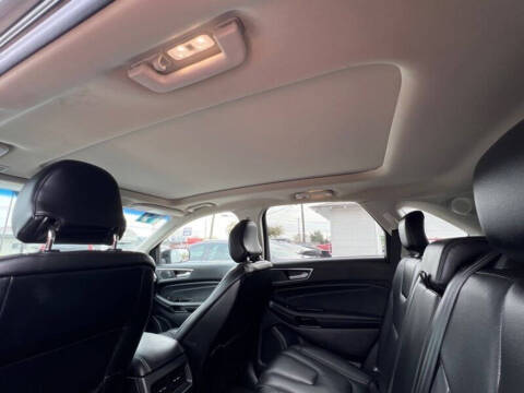 2019 Ford Edge Titanium