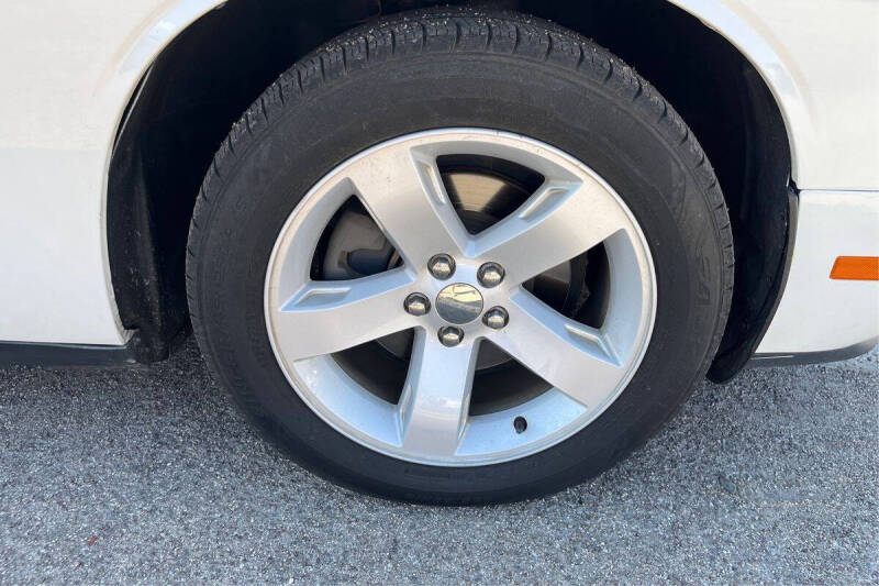 2014 Dodge Challenger SXT