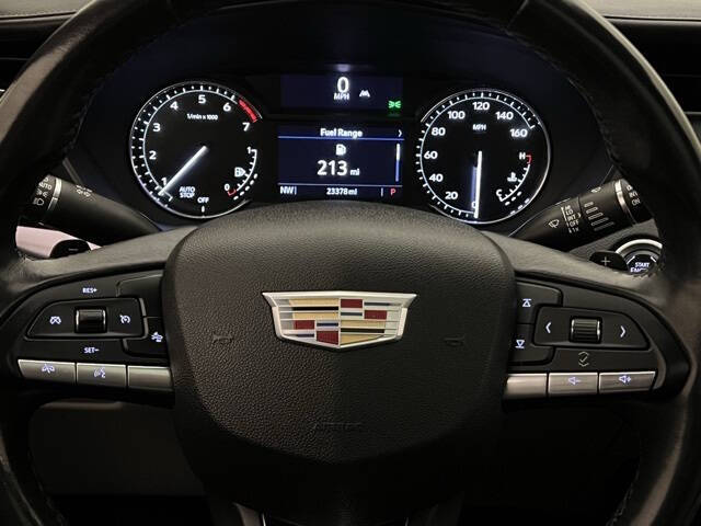 2023 Cadillac XT4 Luxury