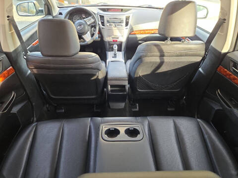 2011 Subaru Outback 2.5i Limited