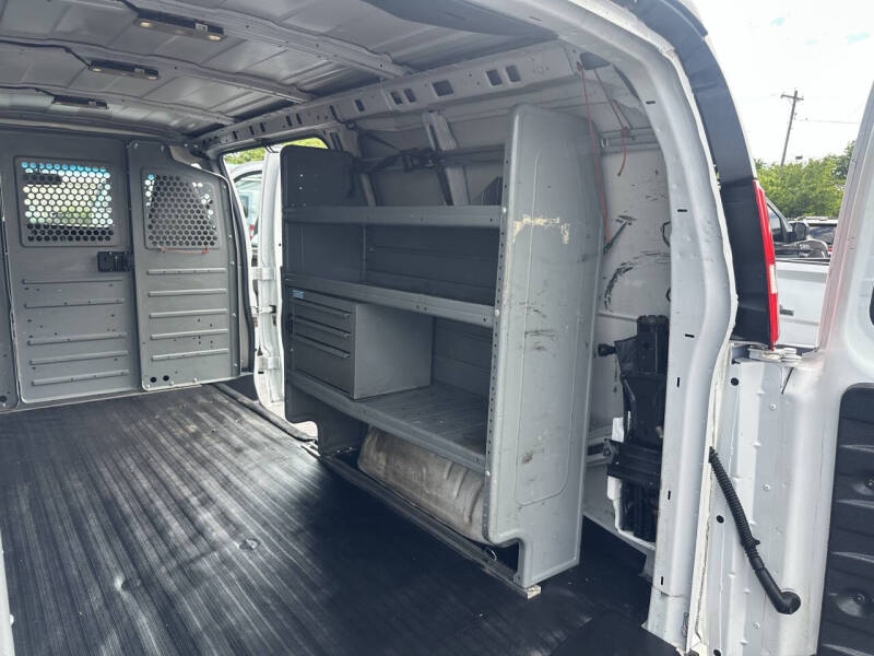 2017 Chevrolet Express 2500