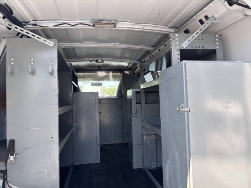 2014 Chevrolet Express 2500 Cargo Van