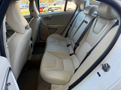 2015 Volvo S60 T5 Drive-E Premier