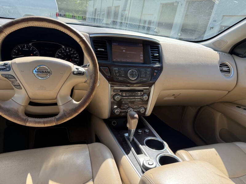 2015 Nissan Pathfinder