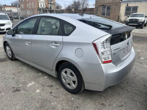 2010 Toyota Prius III