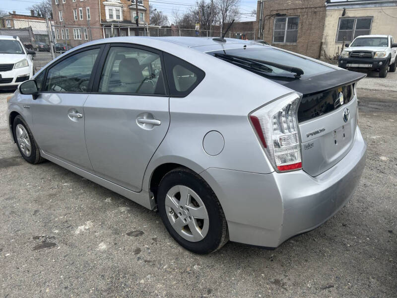2010 Toyota Prius III