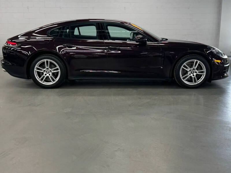 2022 Porsche Panamera