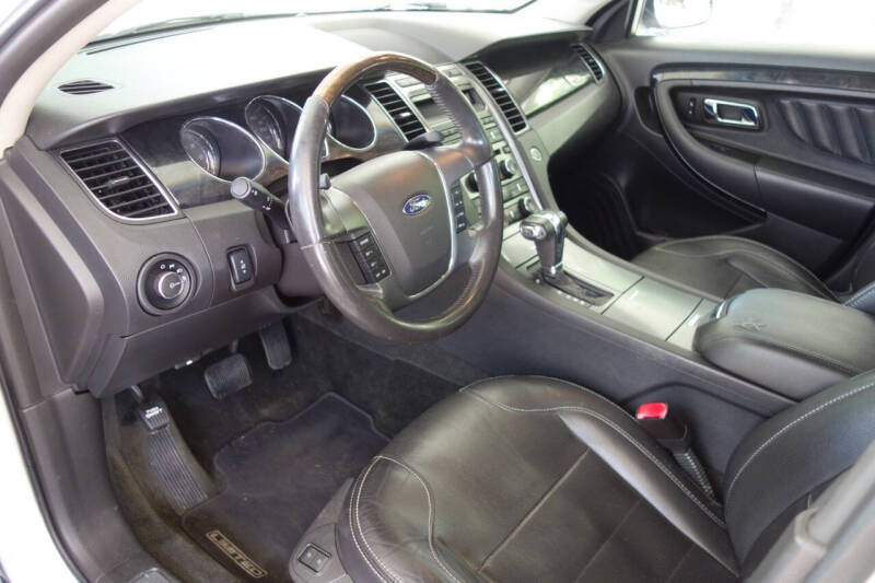 2012 Ford Taurus Limited