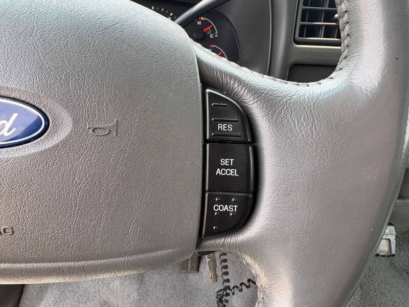 2002 Ford Excursion XLT