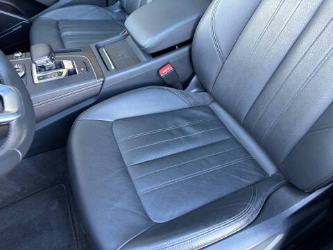 2020 Audi Q5 quattro Premium Plus 45 TFSI