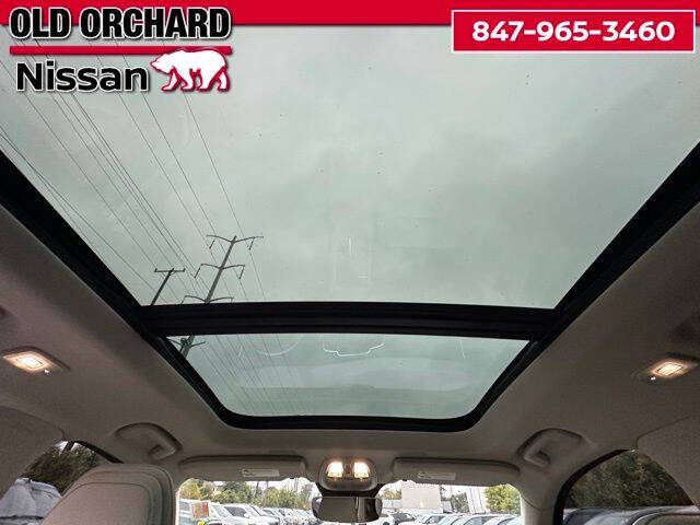 2023 Volvo XC90 Recharge T8 Plus Dark Theme