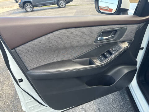 2021 Nissan Rogue SV