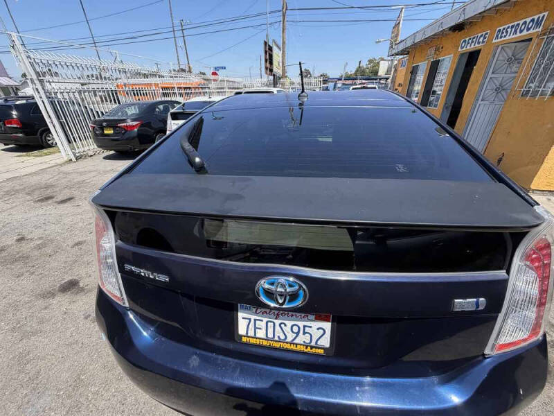 2014 Toyota Prius Three