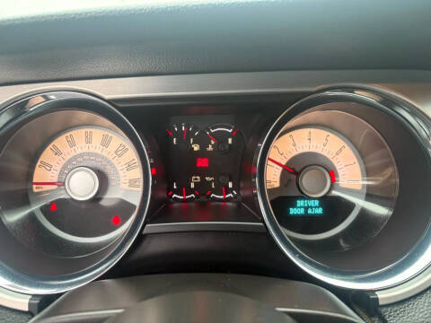 2012 Ford Mustang V6 Premium