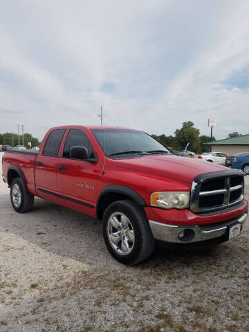 2005 Dodge Ram Pickup 1500 for sale at WESTSIDE GARAGE LLC in Keokuk IA