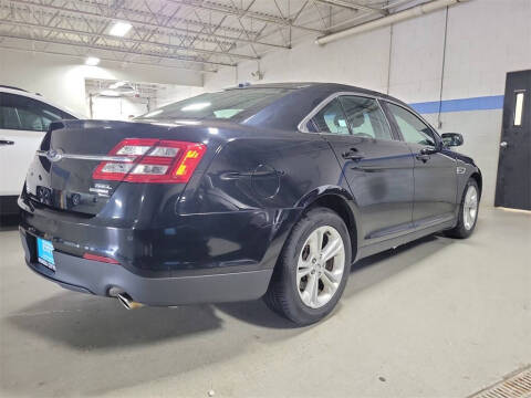 2016 Ford Taurus SEL