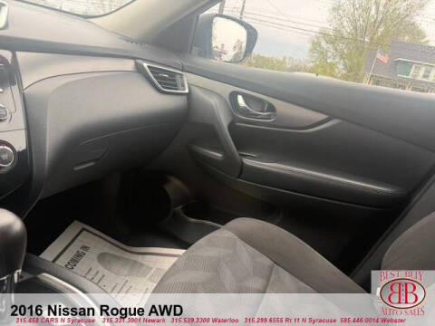 2016 Nissan Rogue SV