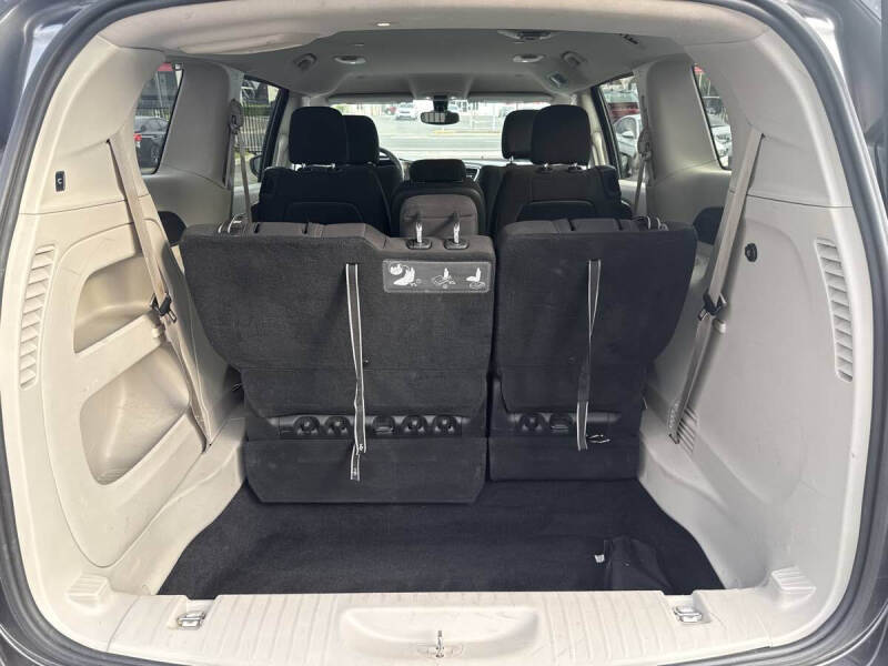 2017 Chrysler Pacifica Touring