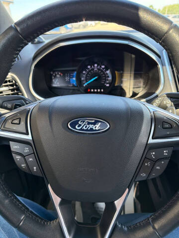 2020 Ford Edge Titanium