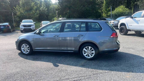 2016 Volkswagen Golf SportWagen