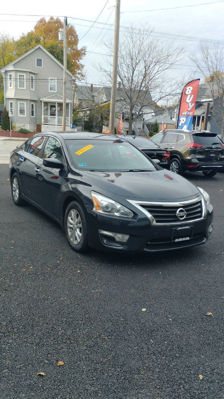 2014 Nissan Altima 2.5 4dr Sedan's photo