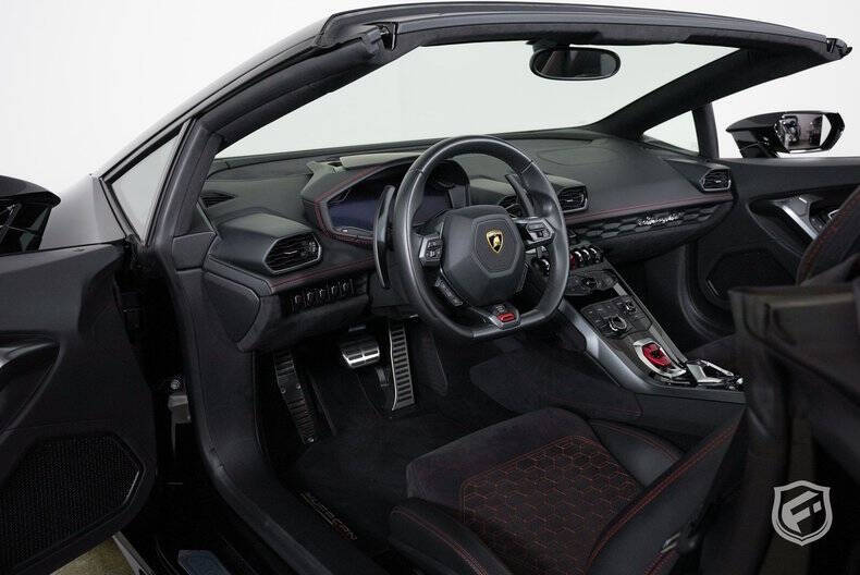 2017 Lamborghini Huracan LP 580-2 Spyder