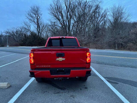2017 Chevrolet Silverado 1500 Custom