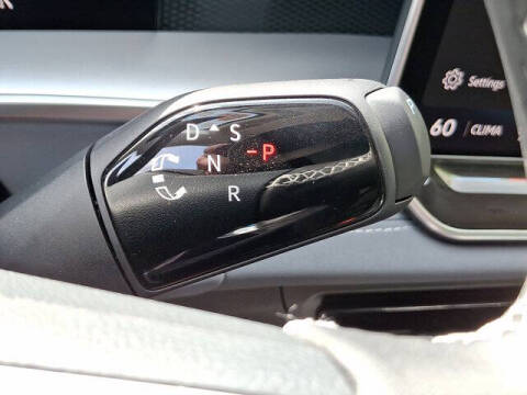 2025 Volkswagen Tiguan SE 4Motion