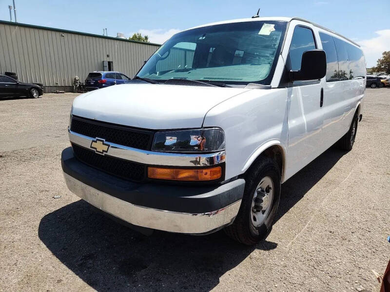 2014 Chevrolet Express LT 3500
