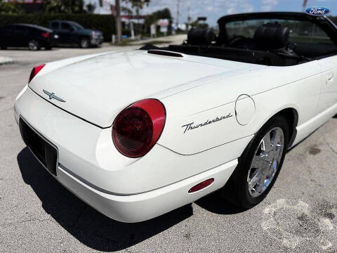 2002 Ford Thunderbird Deluxe