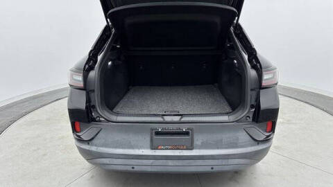 2023 Volkswagen ID.4 Pro