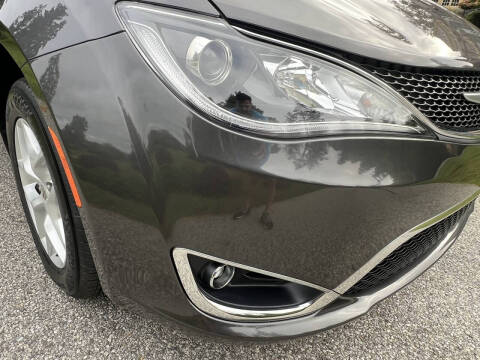 2017 Chrysler Pacifica