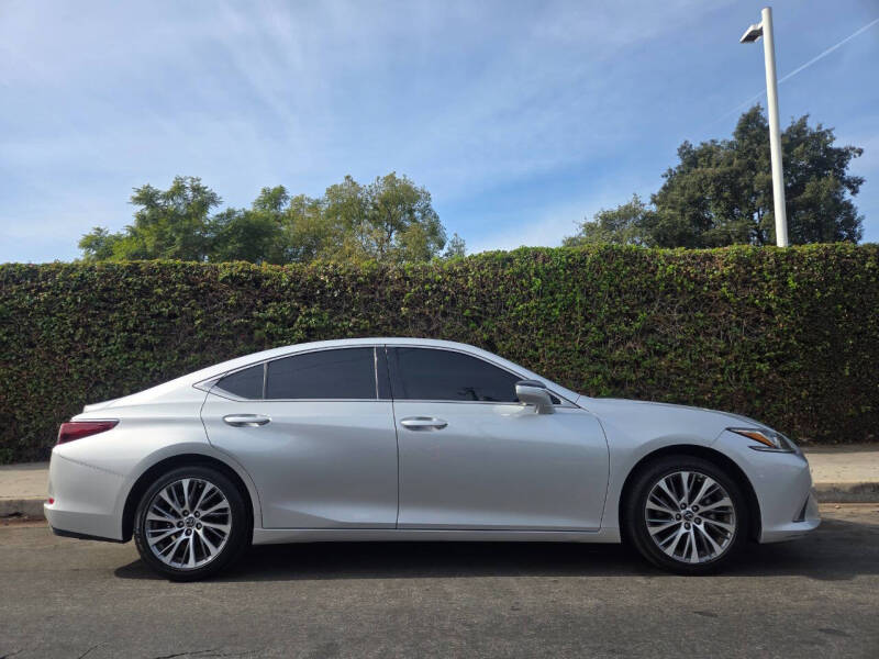 2019 Lexus ES 350 Luxury