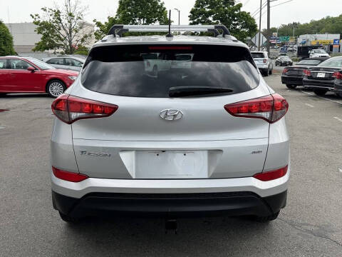2017 Hyundai Tucson SE
