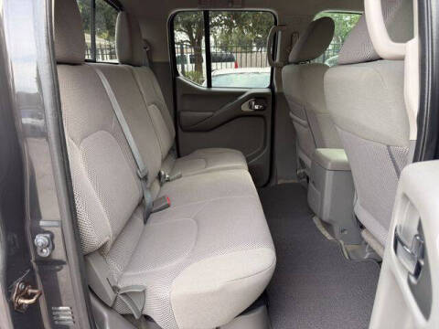 2015 Nissan Frontier SV