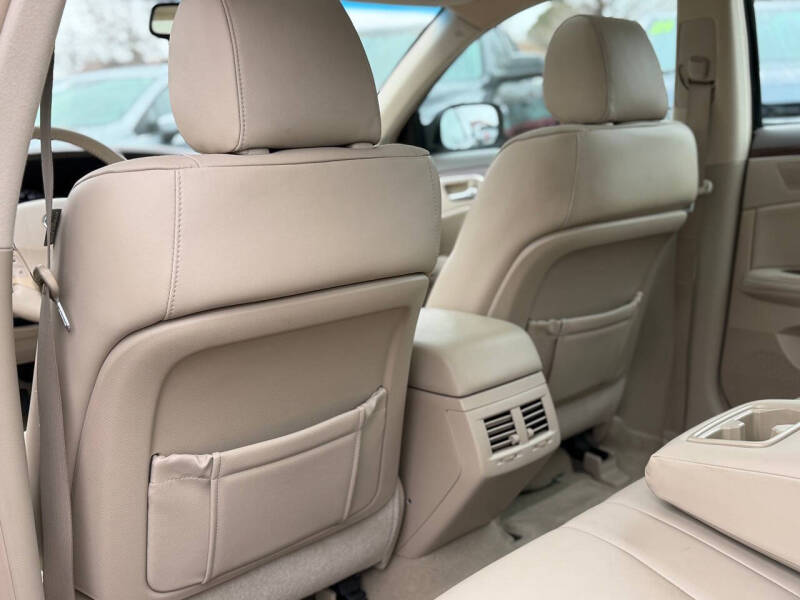 2008 Toyota Avalon XLS